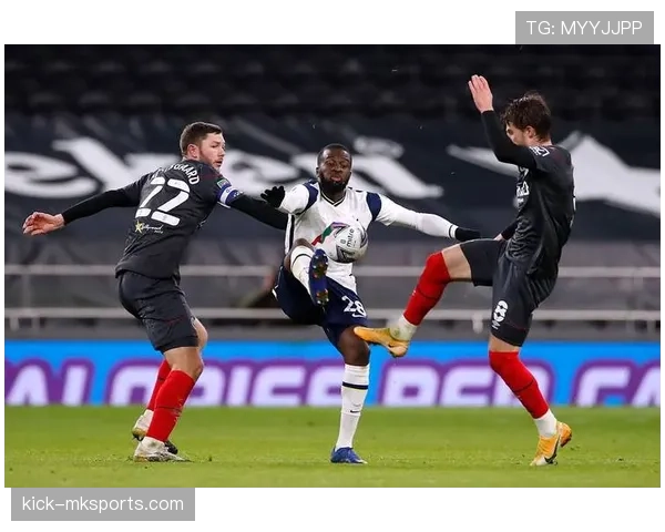 布伦特福德主场迎战热刺，英超关键战一触即发