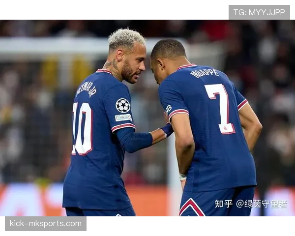 姆巴佩 vs 亨利：速度型前锋的进攻效率与战术角色对比